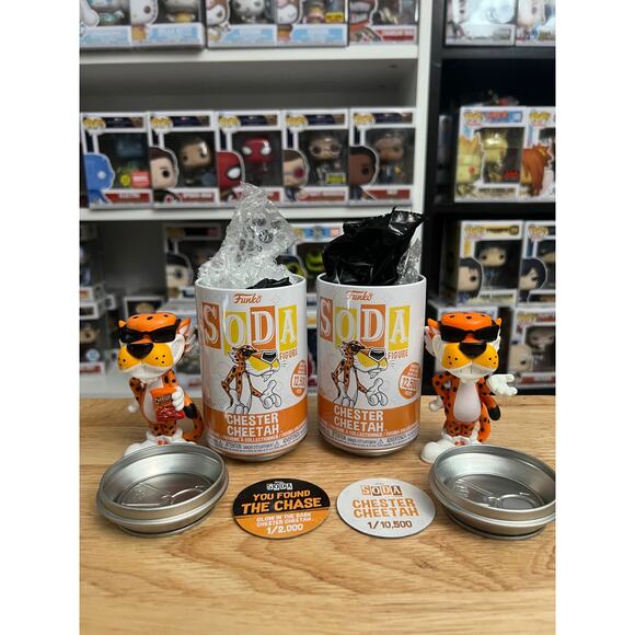 LIMITED EDITION VAULTED CHASE GLOW BUNDLE Chester Cheetah Funko Soda Ad Icons LE - Picture 1 of 2